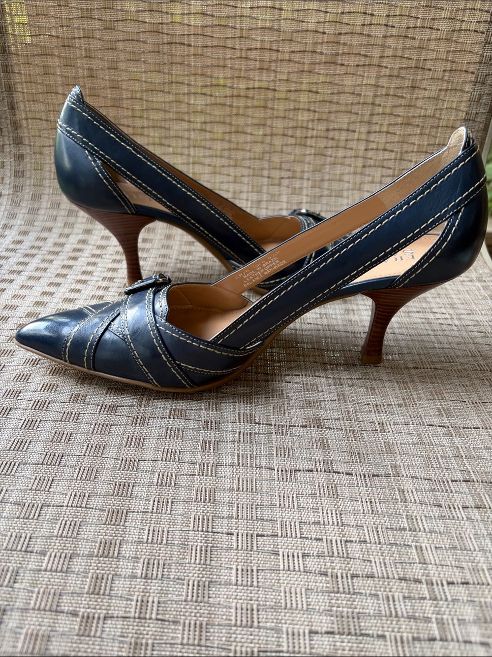 Franco Sarto Navy Pointed Slingback Pumps with Contrast Stitching - Picture 4 of 8